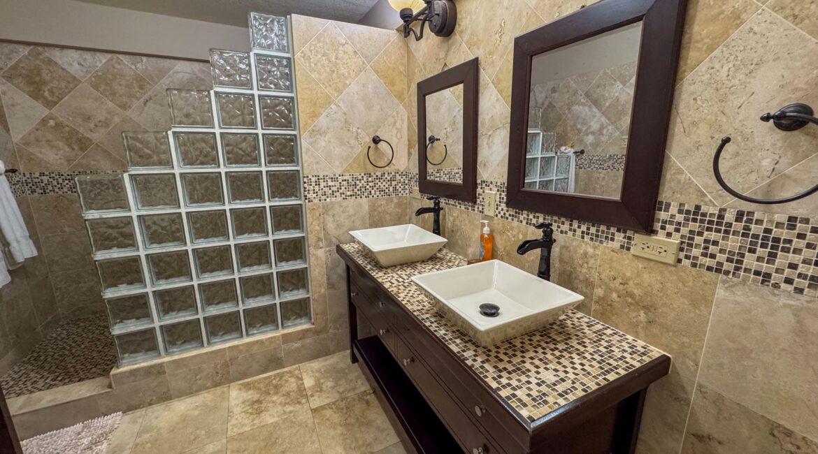 Boutique Hotel in Hopkins famous Hotel Zone